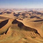 Vue aérienne du désert du Namib lors d’un voyage Afrique du Sud Namibie